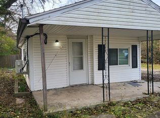 841 Ogden Rd, Springfield, OH 45503