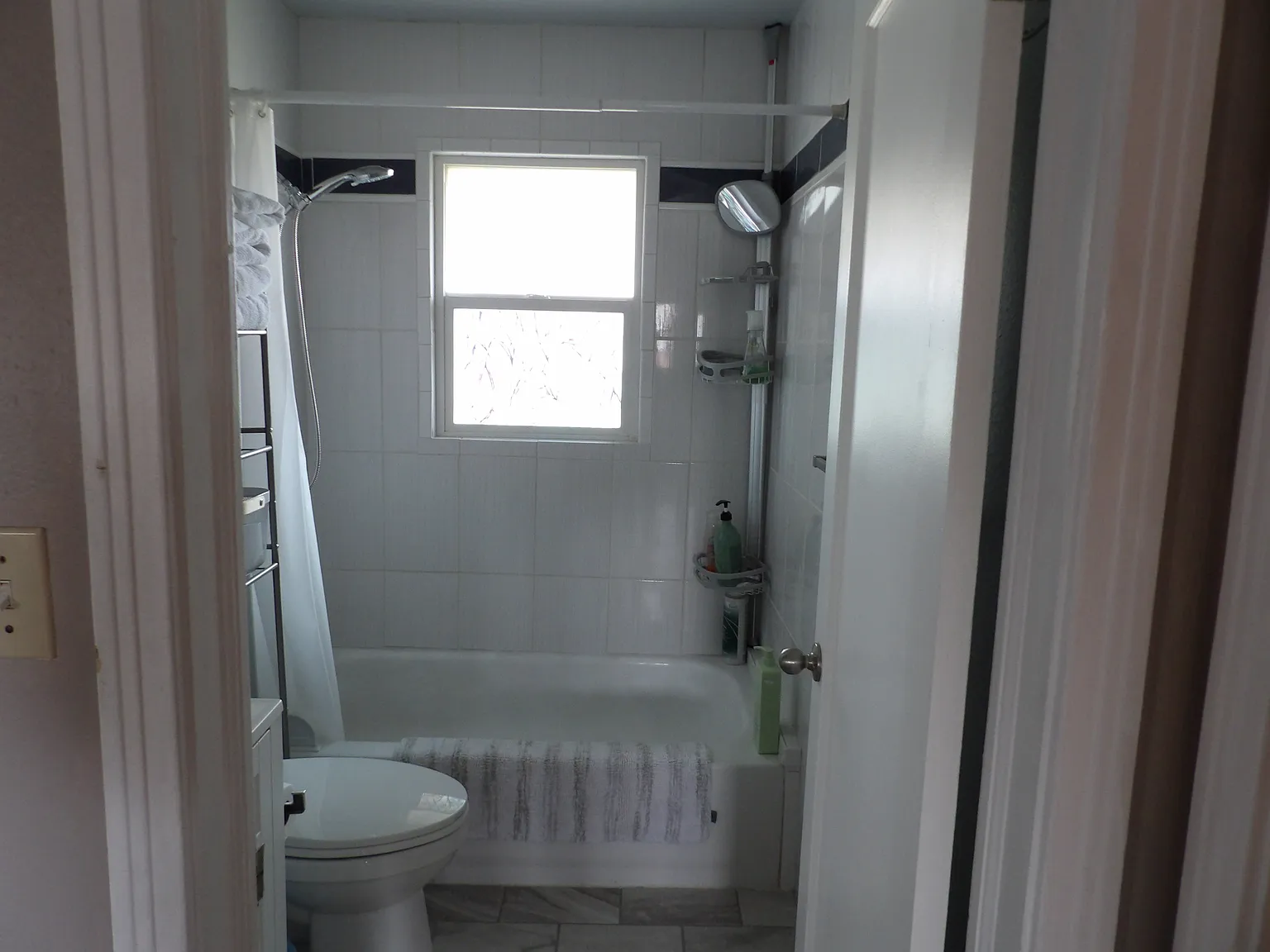2 bed, 900 sqft, $1,550 — Photo 2