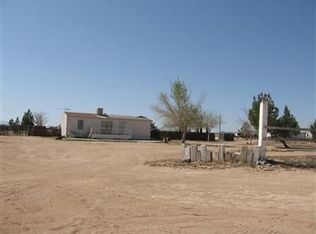 22303 Granada Rd, Hinkley, CA 92347