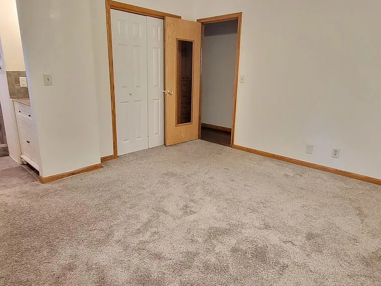 14411 W Maple St — Photo 40