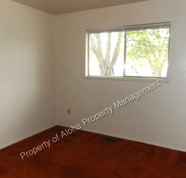 2012 N Hailey Ln — Photo 4