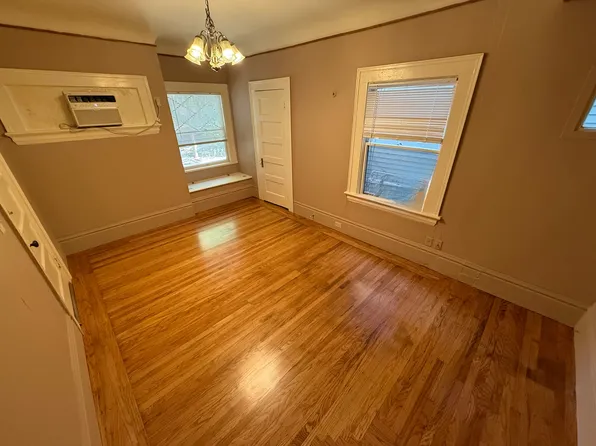 2218 H St, Sacramento, CA 95816