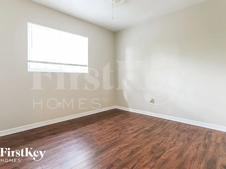 3752 Vehlin St — Photo 11
