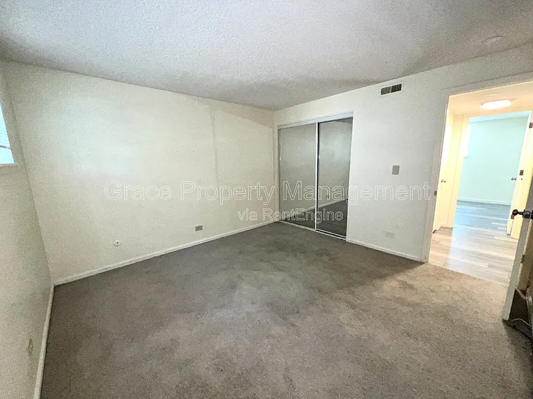 9370 E Girard Ave #8 — Photo 11