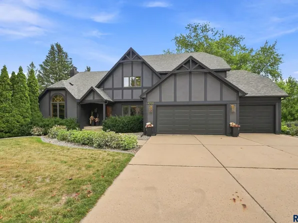 4700 S Blaine Ave, Sioux Falls, SD 57103