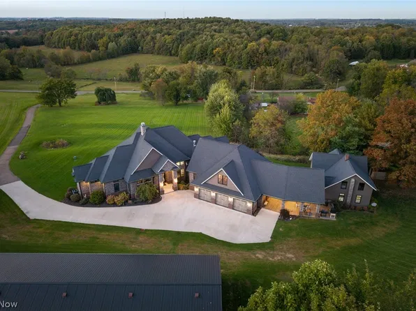 2528 Baum St SE, Canton, OH 44707