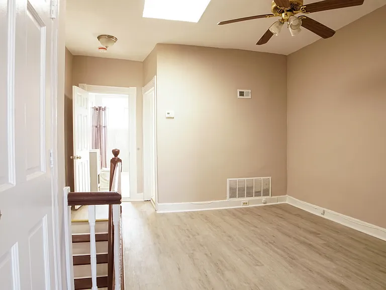 2705 Orleans St — Photo 10