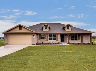 109 Brook Ln, Decatur, TX 76234