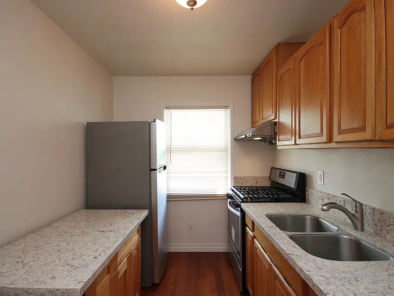 28 S Eastern Ave #28 — Photo 11