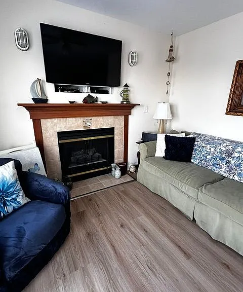 4611 Cleveland Rd E #704 — Photo 34