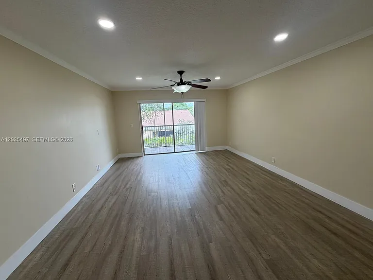 8443 Royal Palm Blvd #8443 — Photo 34