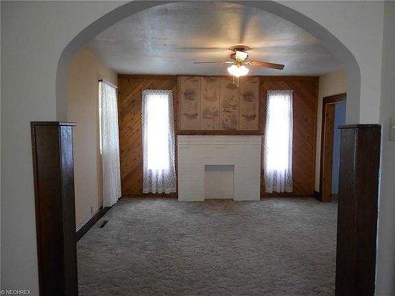 3rd image of 414 Park Ave