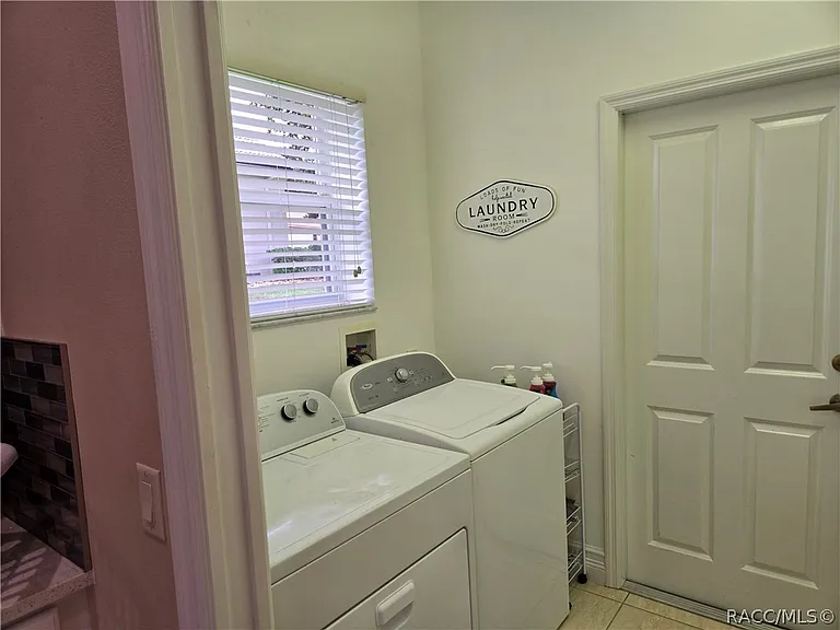 1257 W Skyview Crossing Dr — Photo 22