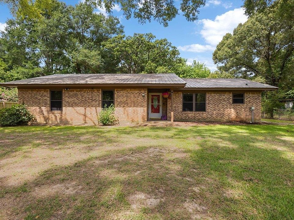 1st image of 8189 Lakeside Dr