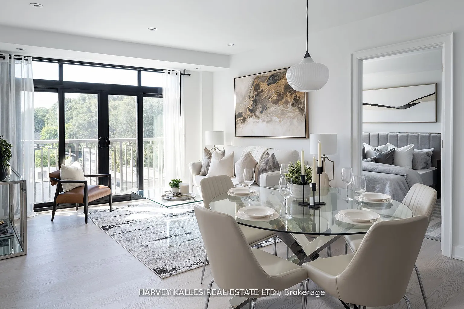 1 Strathgowan Ave #403 photo 1
