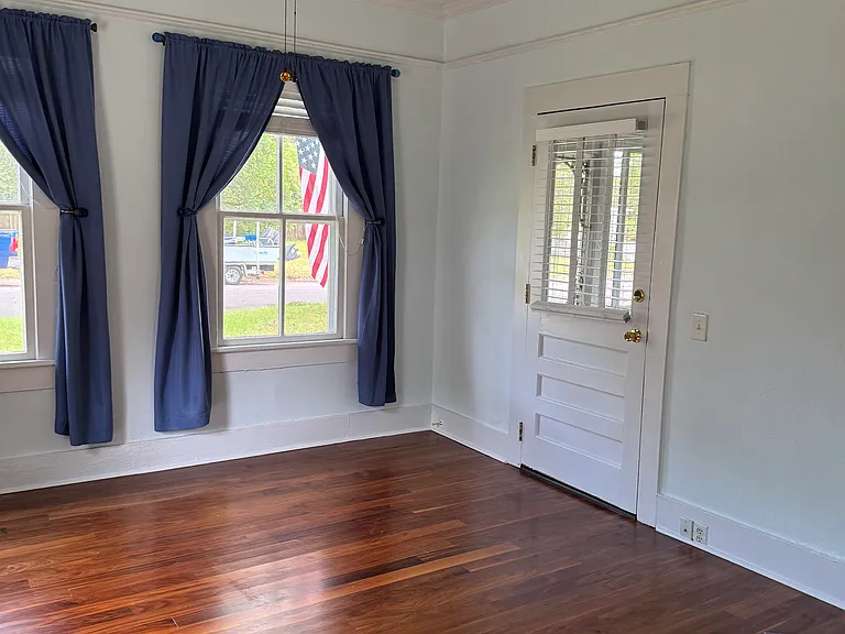 1619 E Mallory St — Photo 23