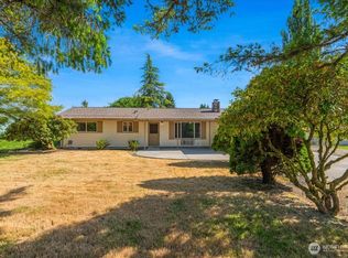 421 Waters Rd, Castle Rock, WA 98611