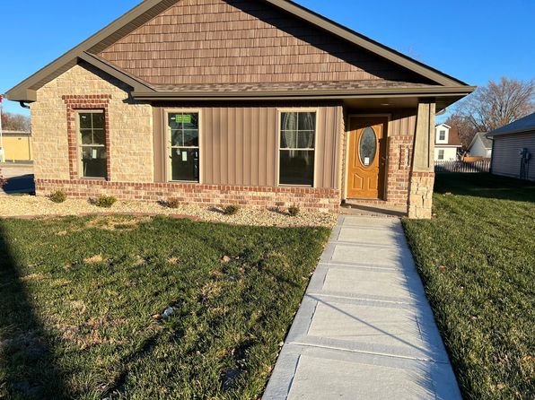 200 E Main St, Saint Jacob, IL 62281