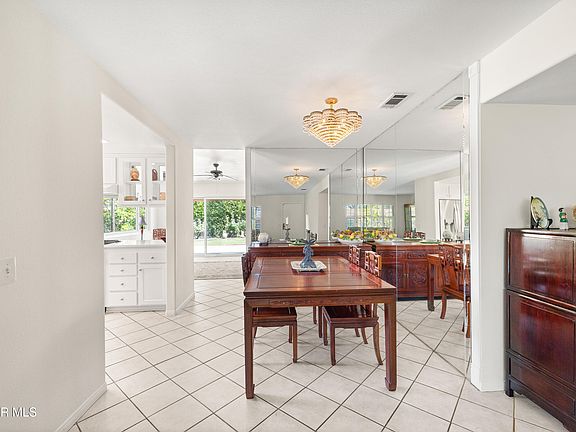 5th image of 2050 Cheam Ave