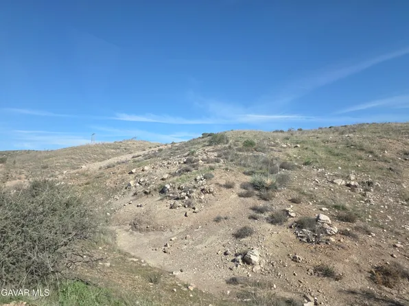 105 Ste Vic Dr #A8, Lancaster, CA 93535