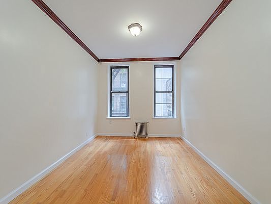 3rd image of 410 W 51st St APT 402