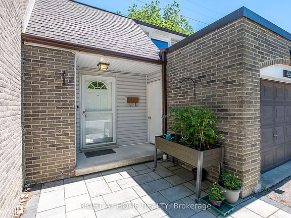 2nd image of 2440 Bromsgrove Rd Unit 45
