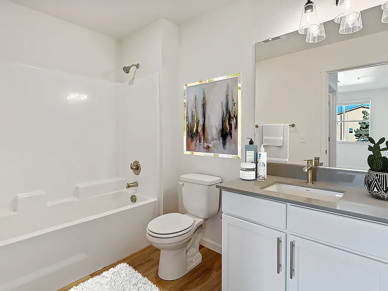 Pacific Valley Apartments — Photo 47