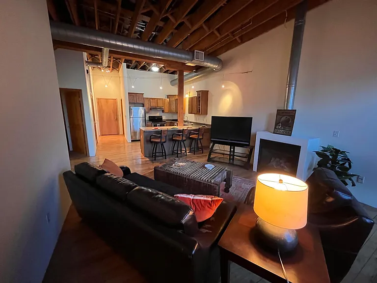 191 S 2nd St #2B — Photo 2