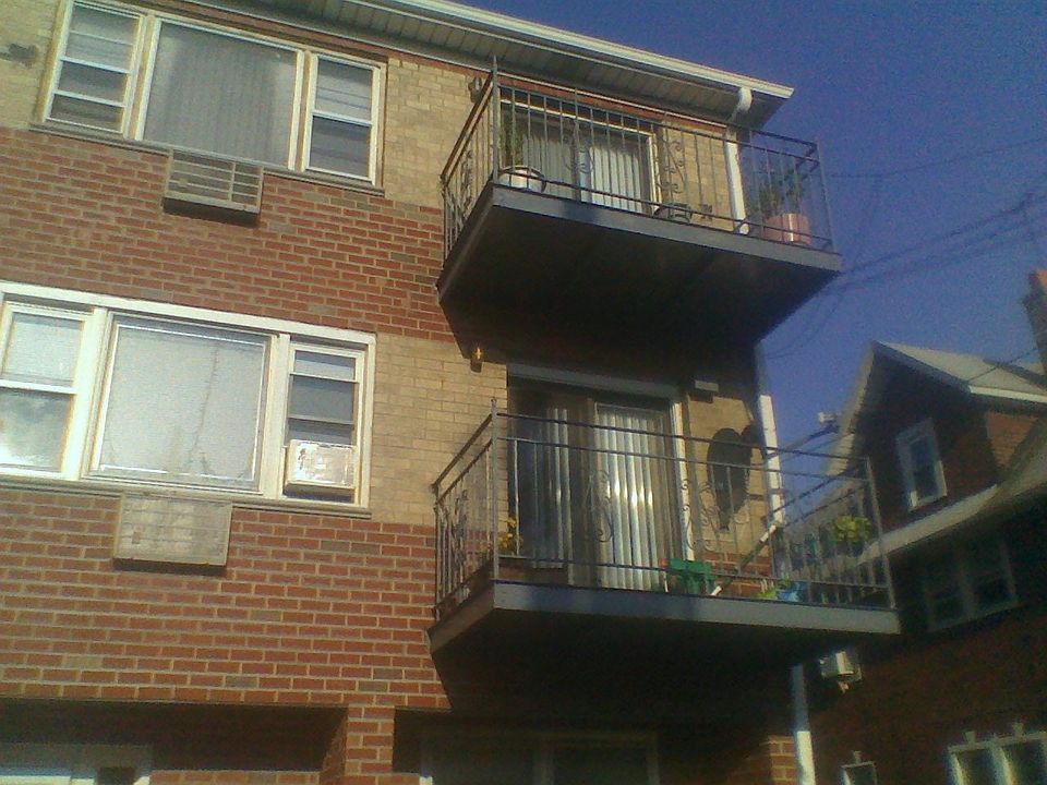1st image of 6115 171st St #3