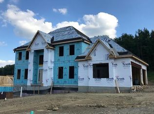 203 Carry Back Ct, Cranberry Twp, PA 16066
