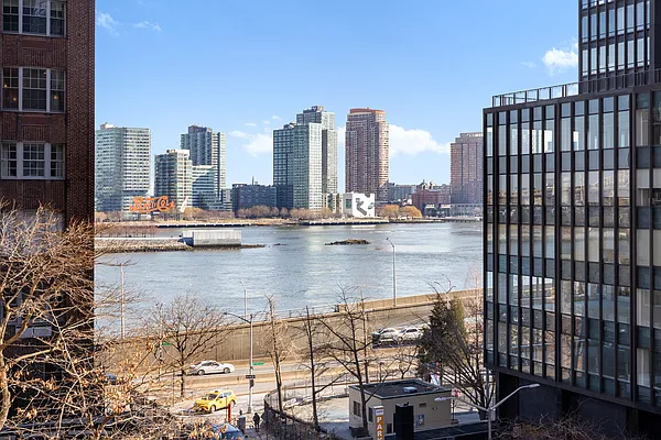 Sold by Compass | media 30