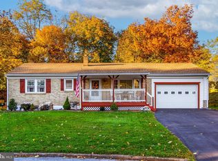 611 Oak Cir, Harrisburg, PA 17111