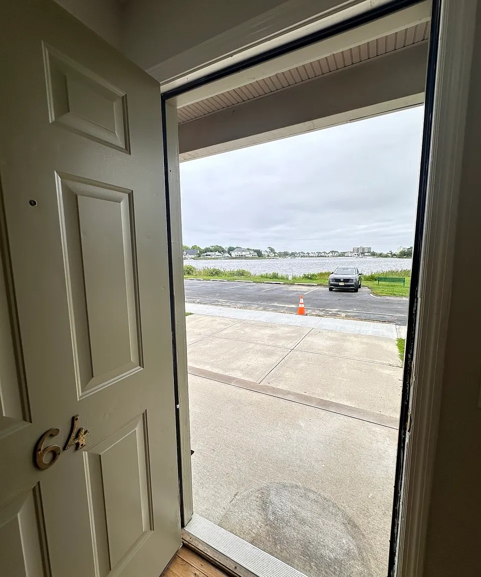 1 bed, $2,250 — Photo 3