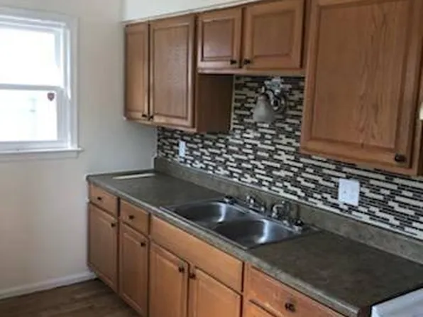 1600 Pollock St, Richmond, VA 23222