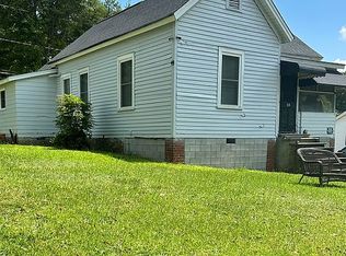 58 Pine St, Great Falls, SC 29055