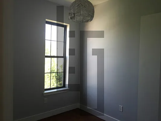 Rented by Loom Group | media 23