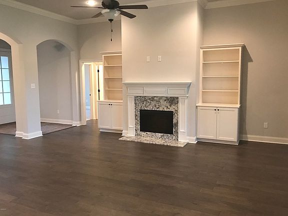 4th image of 13306 Marys Way