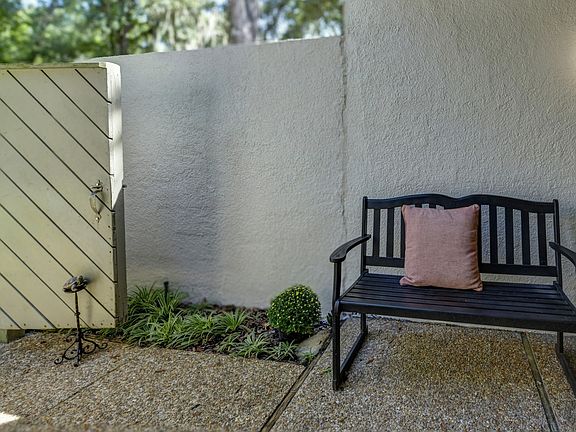 4th image of 3052 Sea Marsh Rd