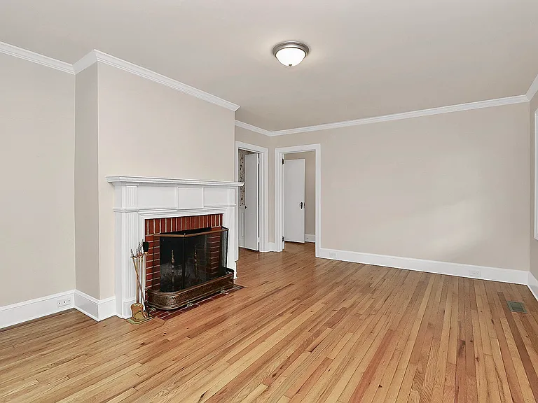 307 Ethan Ln — Photo 9