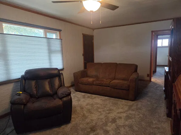 7276 S 37th St, Franklin, WI 53132
