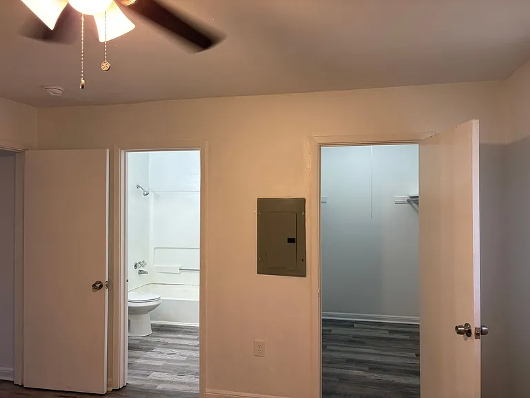 10542 Jefferson Hwy — Photo 13