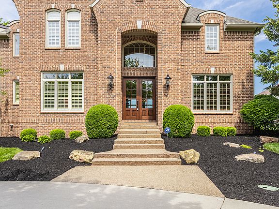 3rd image of 13986 Salsbury Creek Dr