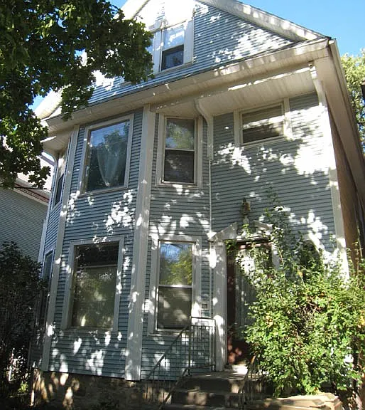 221 N Livingston St — Photo 2