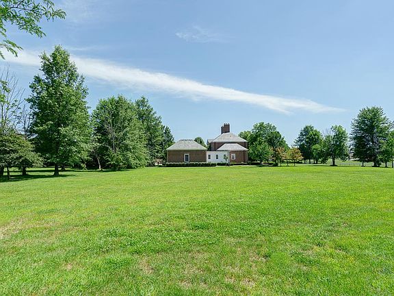 2nd image of 4067 Edgcote Ct
