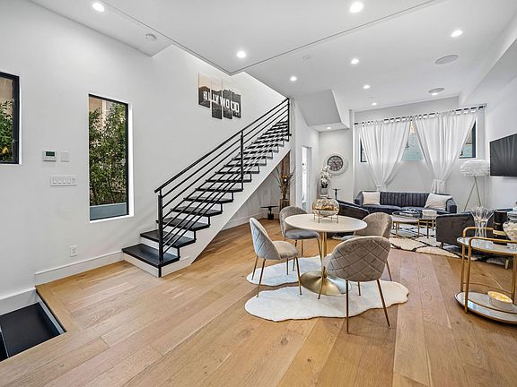 5th image of 1445 N Martel Ave #1