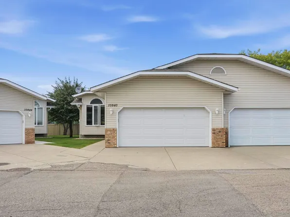 10840 25th Ave NW, Edmonton, AB T6J 6N5