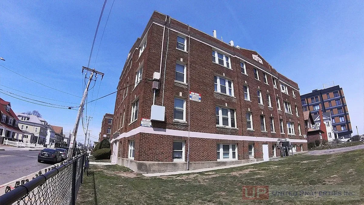 5-15 hancock street — Photo 1