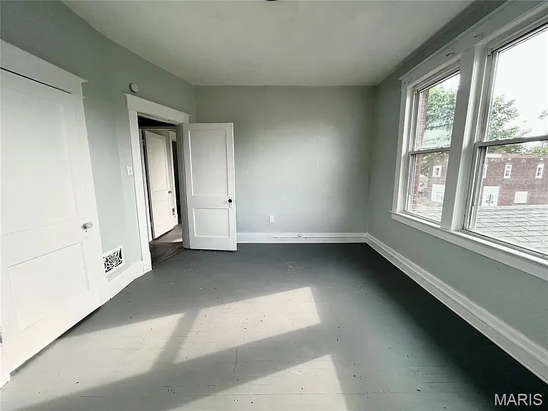 2459 State St #B — Photo 39
