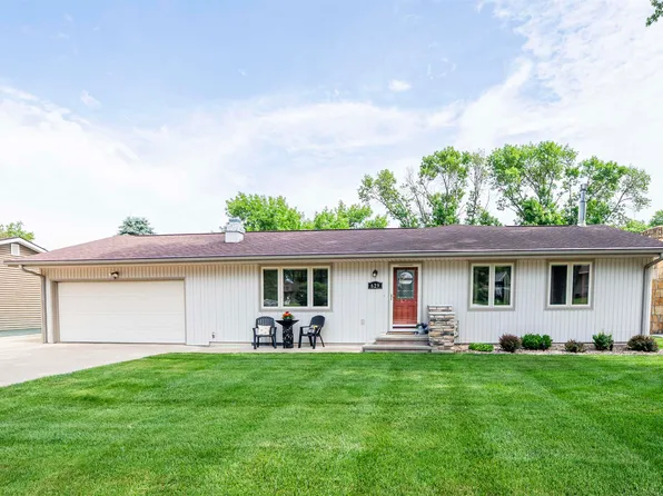 629 N Lynn Dr, Le Mars, IA 51031