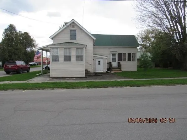 402 Pine St, Ogdensburg, NY 13669